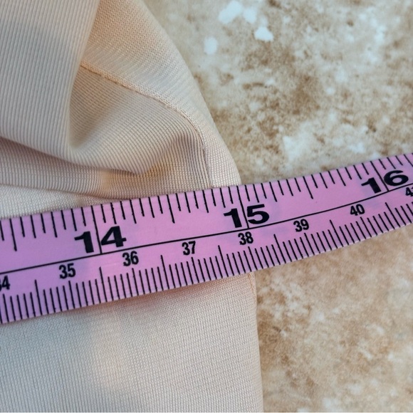 Vintage Olga Slip Dress 34 Nylon Beige Lace Trim Lingerie Nightgown 1950s–60s - Picture 6 of 7